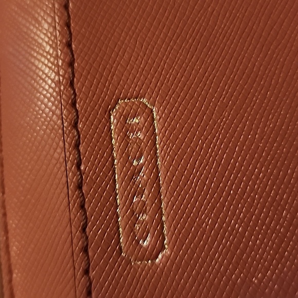 Coach Wallet - Picture 9 of 9